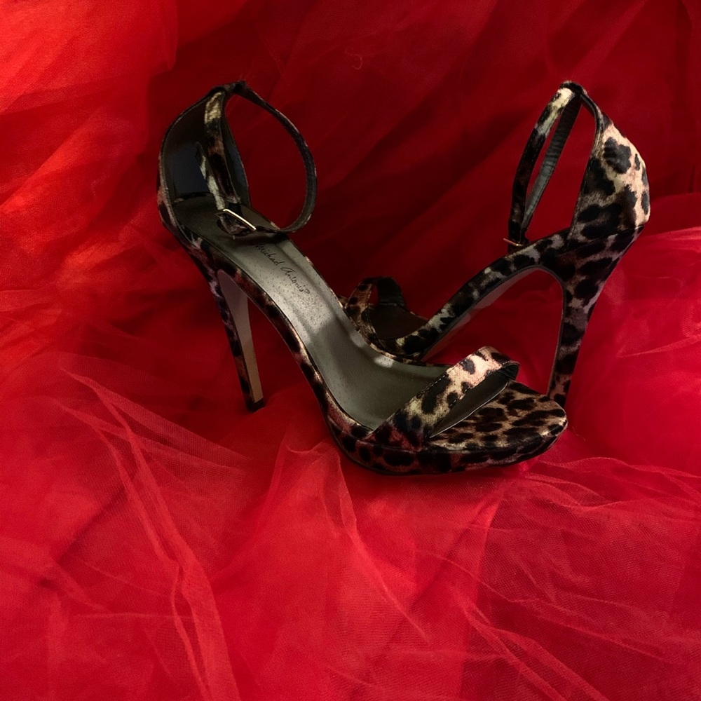 Leopard heels